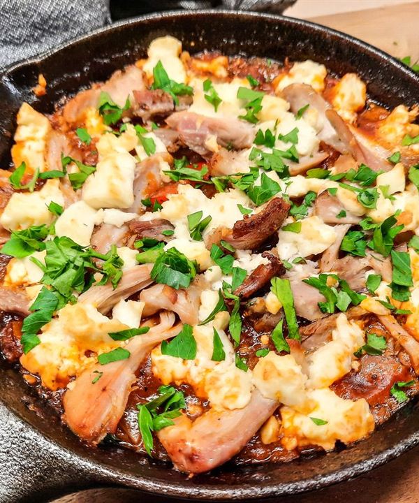 Skillet dinner with fresh herbs